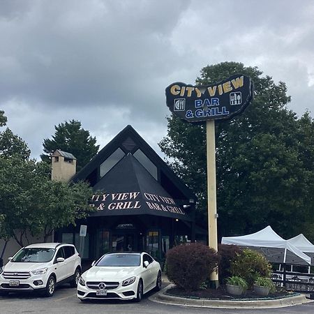 Super 8 By Wyndham Baltimore Northwest ภายนอก รูปภาพ