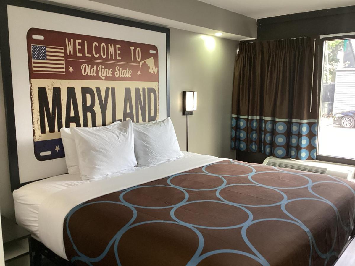 Super 8 By Wyndham Baltimore Northwest ภายนอก รูปภาพ
