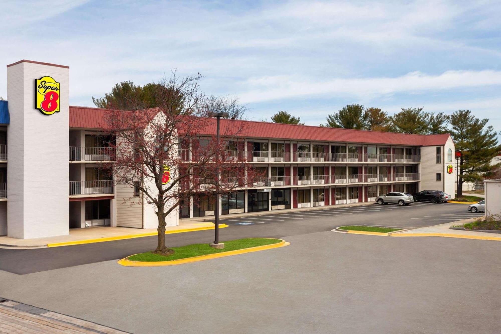 Super 8 By Wyndham Baltimore Northwest ภายนอก รูปภาพ